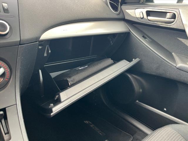 2012 Mazda Mazda3 i Sport - Photo 19