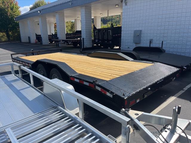 2023 Sure Trac         ST8.5X20 (18+2) CAR HAULER 