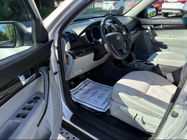 2012 Kia Sorento LX