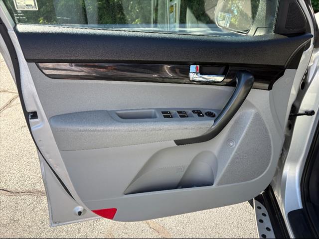 2012 Kia Sorento LX