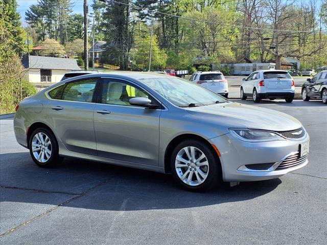 2015 Chrysler 200 Limited