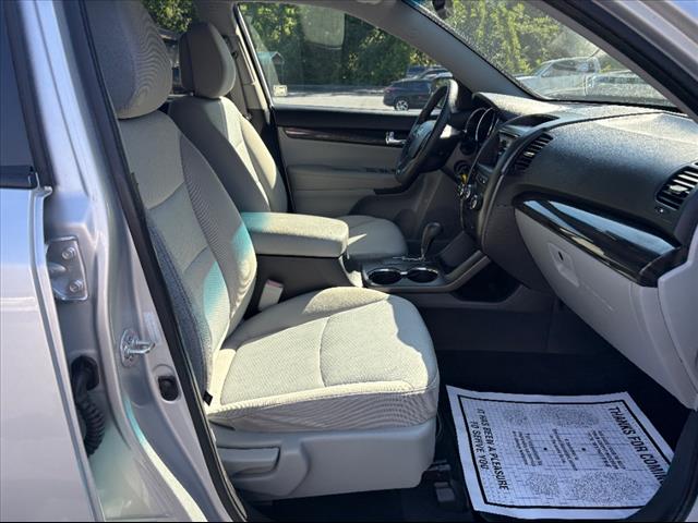 2012 Kia Sorento LX