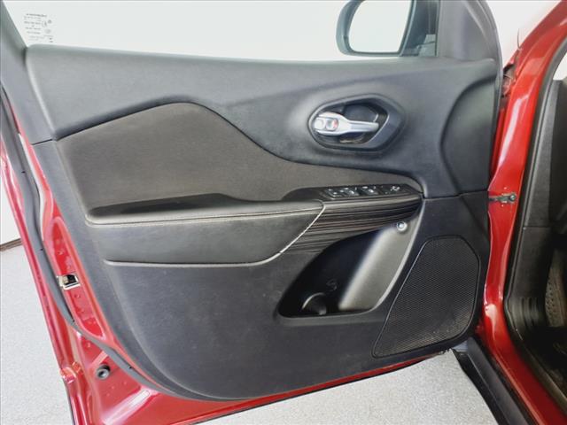 2015 Jeep Cherokee Sport