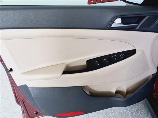 2017 Hyundai TUCSON SE Plus