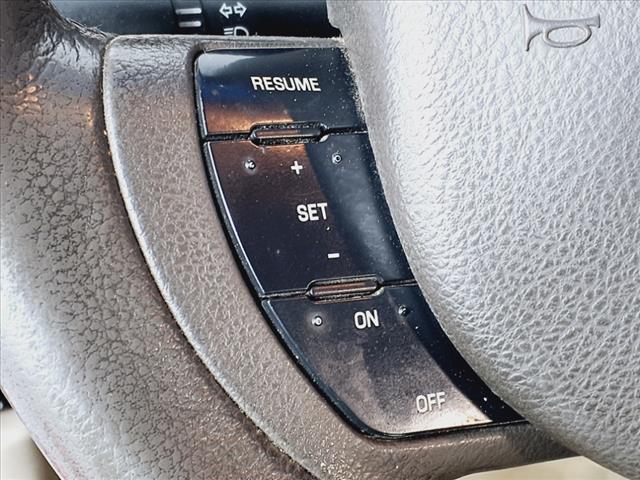 2011 Lincoln Town Car Signature Limited