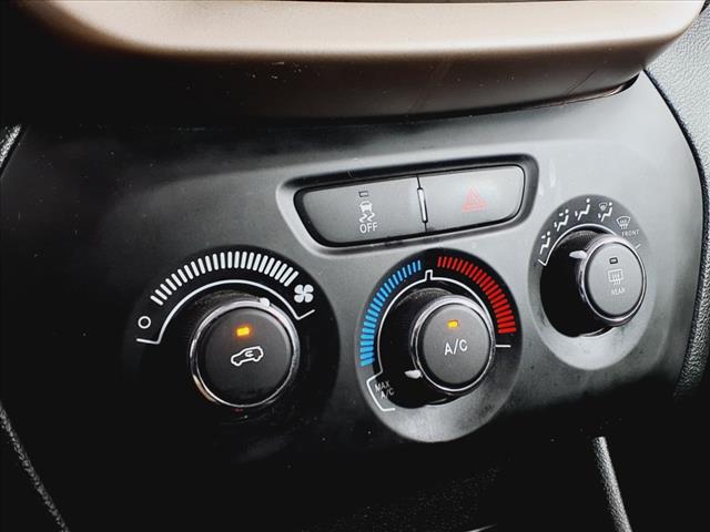 2015 Jeep Cherokee Sport