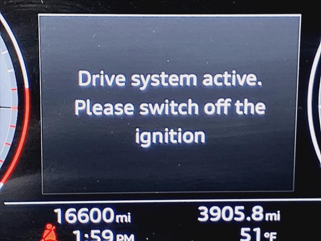 2023 Audi Q5 45 S line Prestige quattro