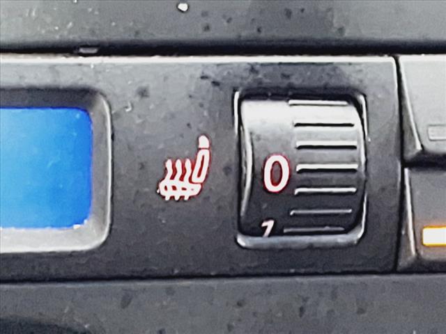 2008 Volkswagen R32 Base