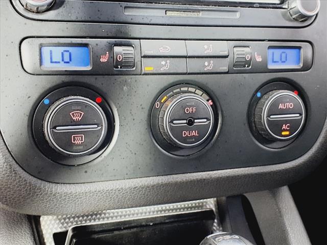 2008 Volkswagen R32 Base