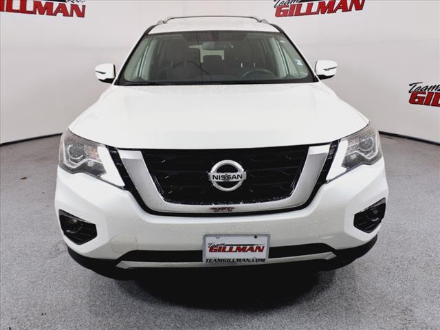 2020 Nissan Pathfinder SV