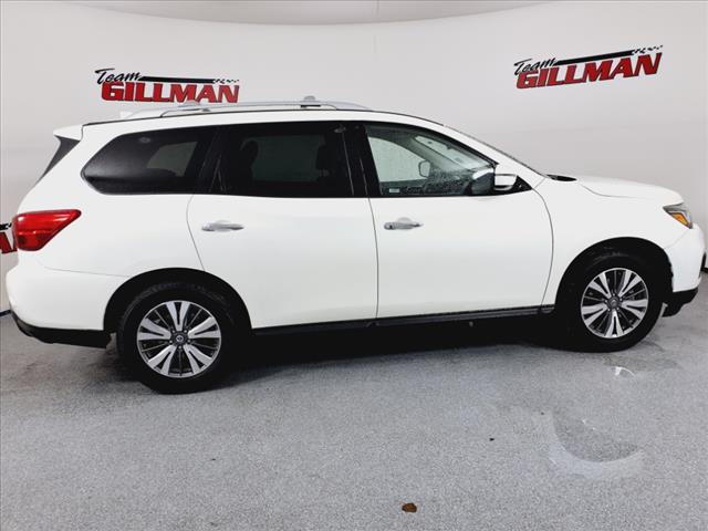 2020 Nissan Pathfinder SV