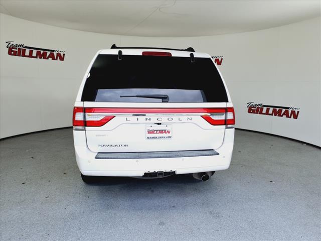2017 Lincoln Navigator Select