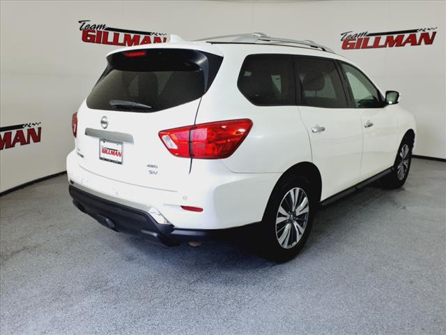 2020 Nissan Pathfinder SV