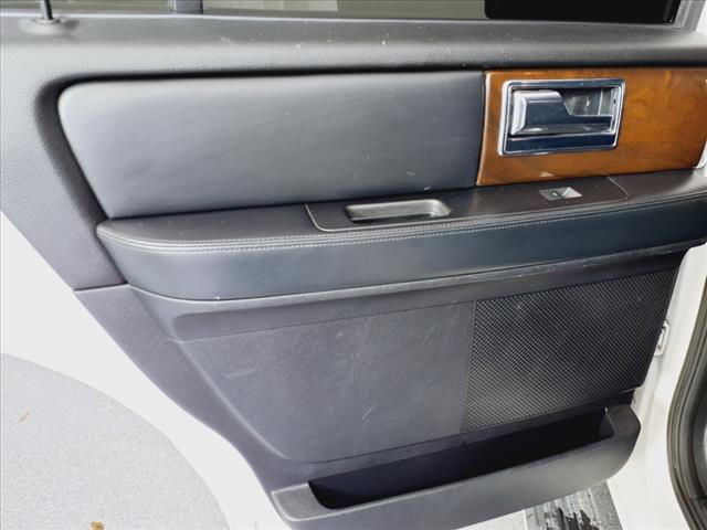 2017 Lincoln Navigator Select