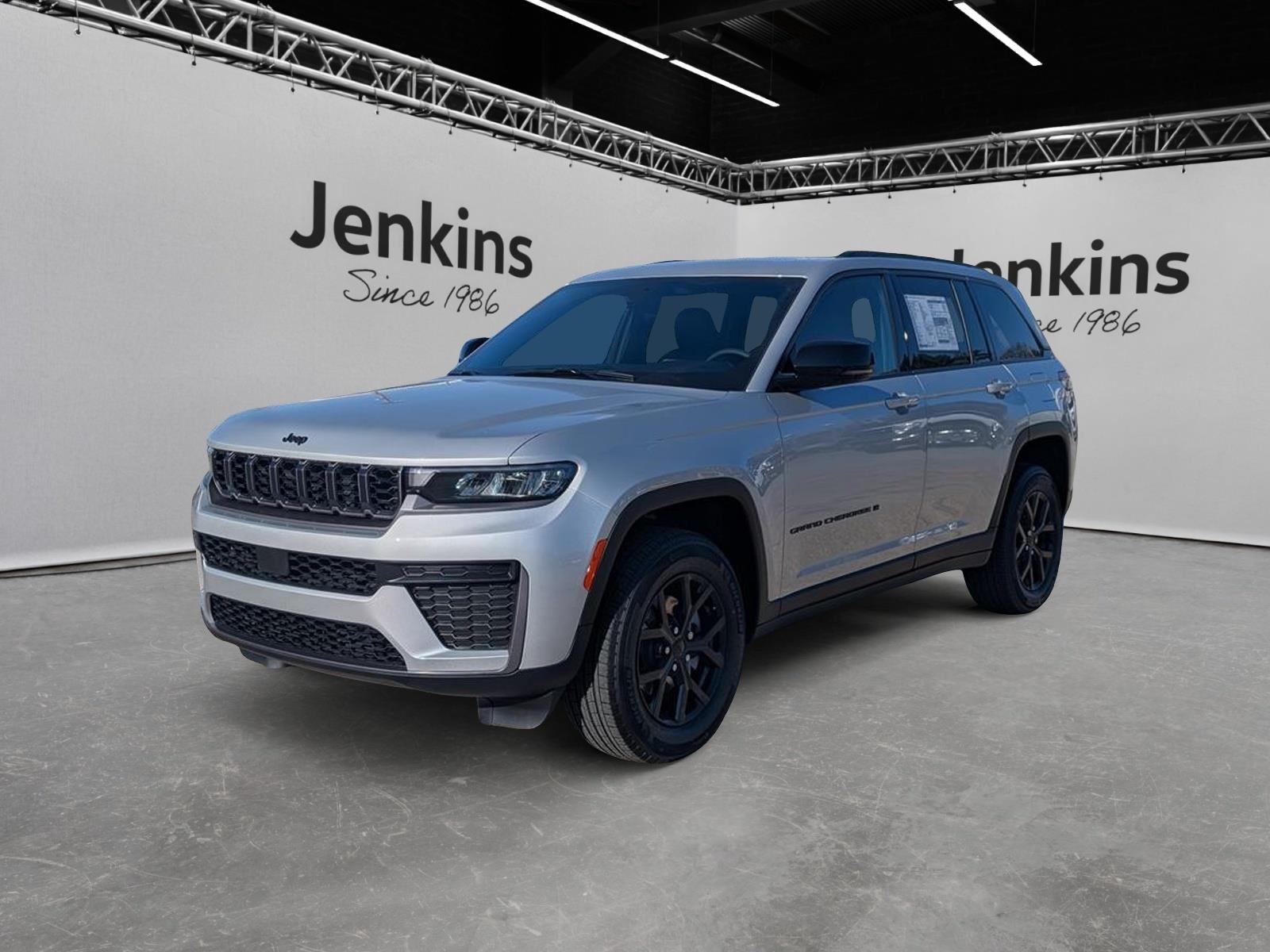 2026 Jeep Grand Cherokee Altitude