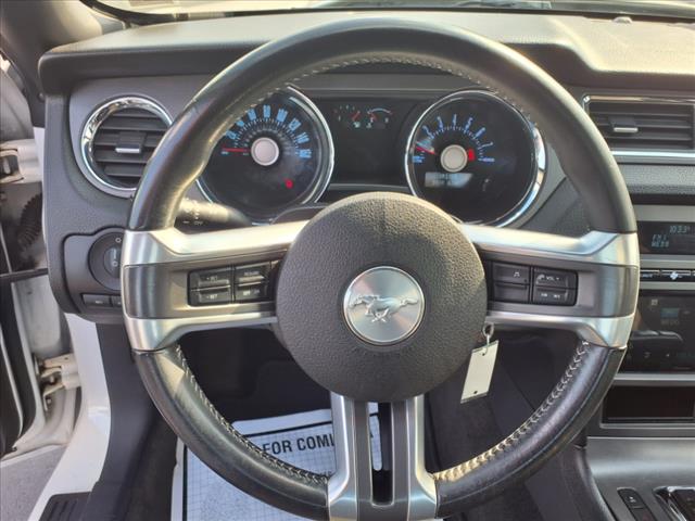2012 Ford Mustang V6