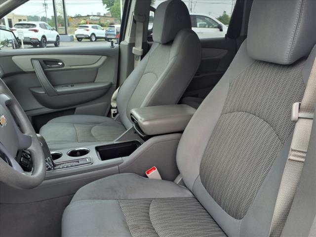 2017 Chevrolet Traverse LS