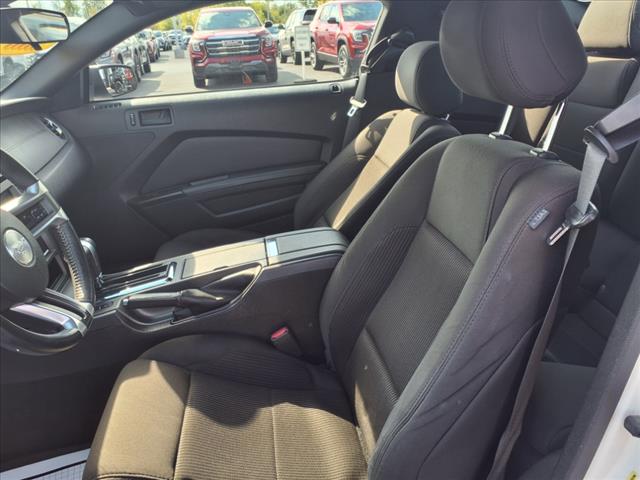 2012 Ford Mustang V6