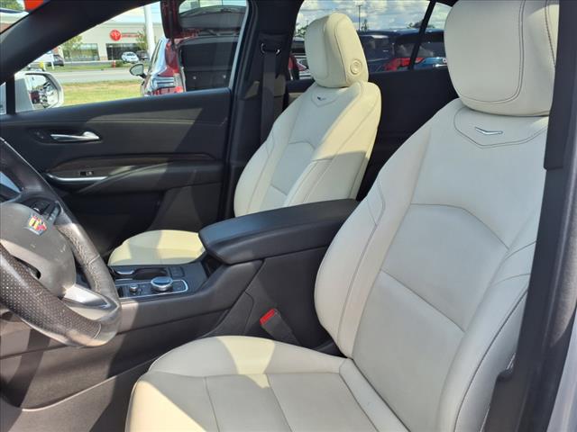 2020 Cadillac XT4 AWD Sport