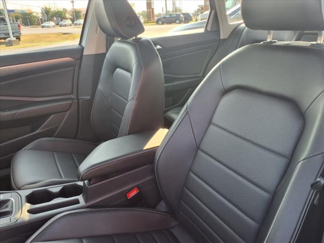 2023 Volkswagen Jetta SE
