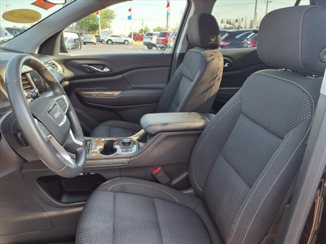 2022 GMC Acadia 