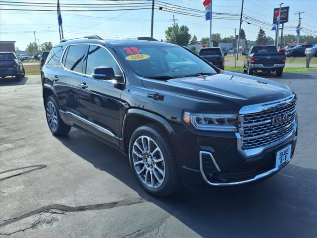 2023 GMC Acadia Denali