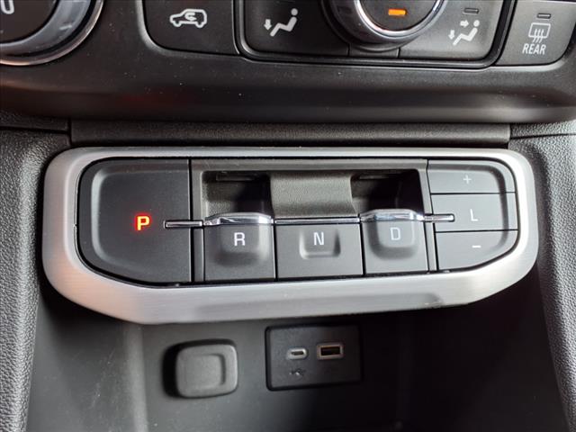 2023 GMC Acadia 