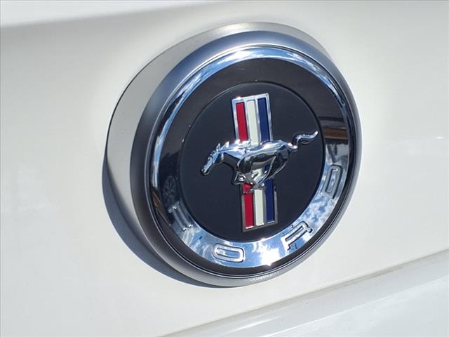 2012 Ford Mustang V6