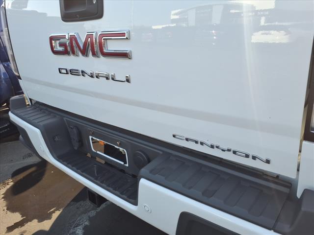 2022 GMC Canyon 4WD Denali