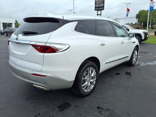 2022 Buick Enclave Essence