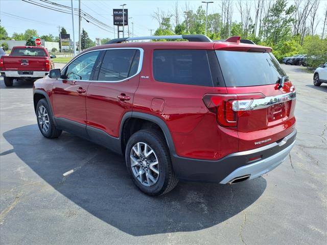 2023 GMC Acadia 