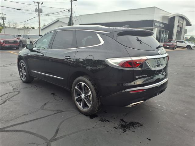 2022 Buick Enclave Essence