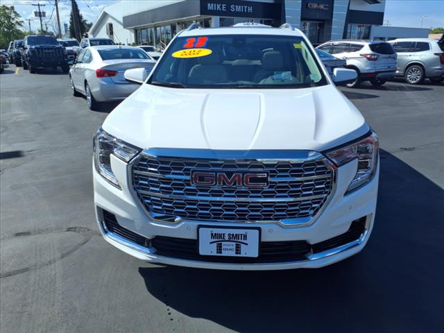 2023 GMC Terrain Denali