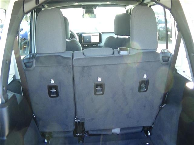 2024 Jeep Wrangler Sahara:C6749