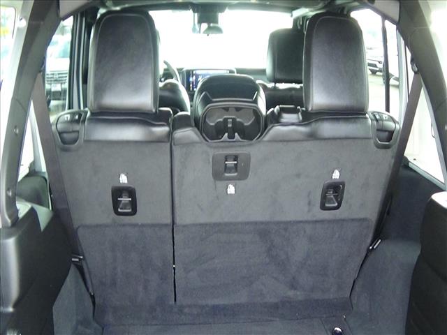 2024 Jeep Wrangler Sahara:C6747