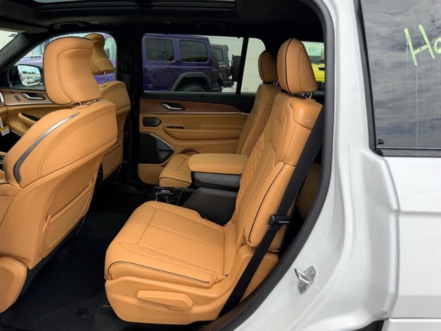 2026 Jeep Grand Cherokee L Summit:26-167
