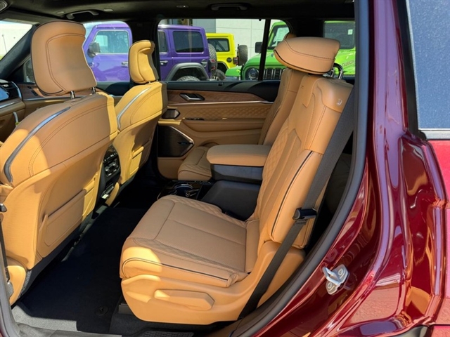 2026 Jeep Grand Cherokee L Summit:26-143