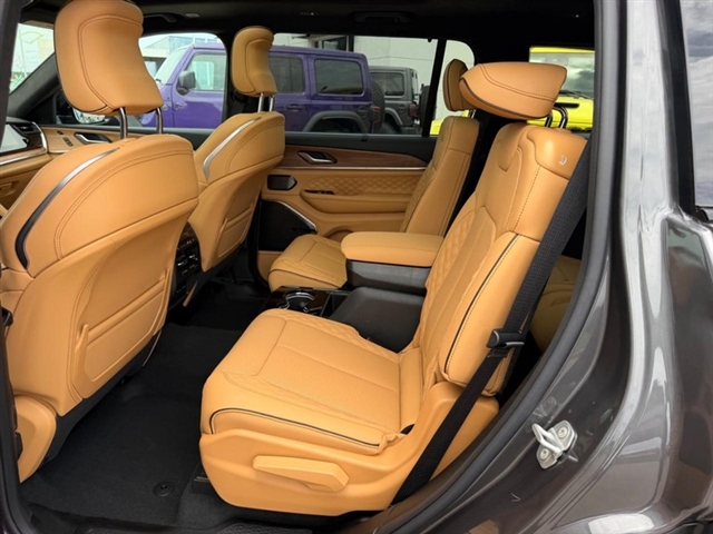 2026 Jeep Grand Cherokee L Summit:26-169