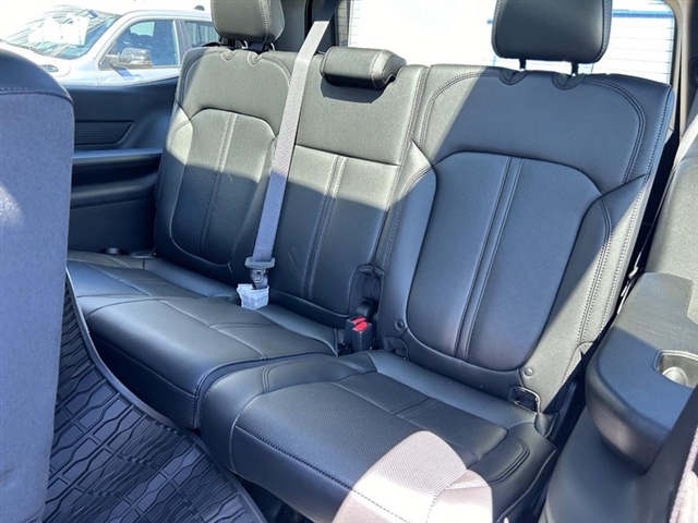 2024 Wagoneer Wagoneer Base