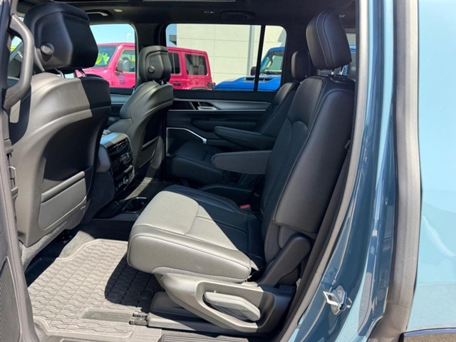 2026 Jeep Grand Wagoneer Upland:26-135