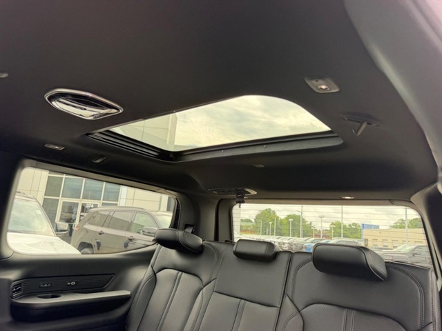 2026 Jeep Grand Wagoneer Limited Reserve:26-202