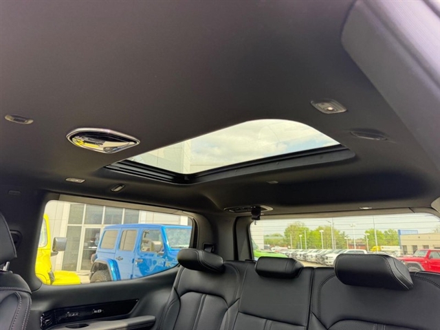 2026 Jeep Grand Wagoneer:26-105