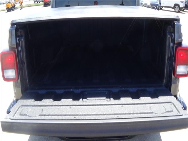 2024 Jeep Gladiator NightHawk:C6913
