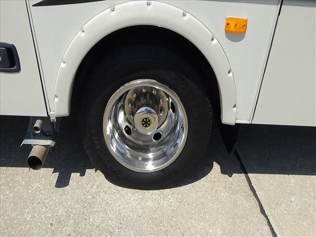 2016 Ford F-350 Super Duty Fleetwood Flair:C6758