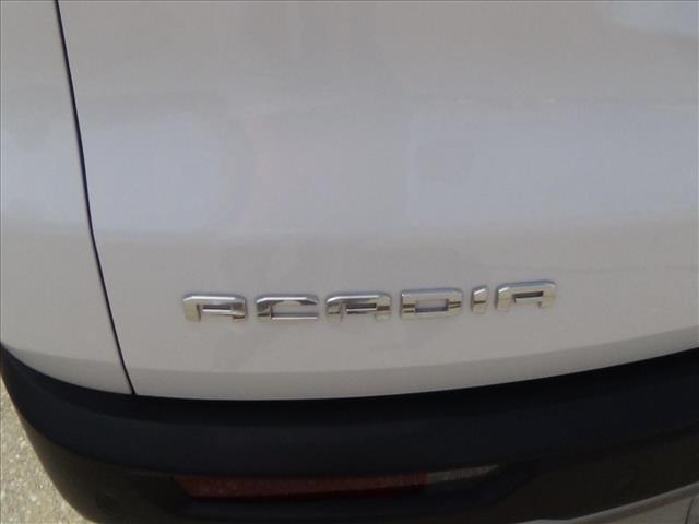 2025 GMC Acadia Elevation:C7021