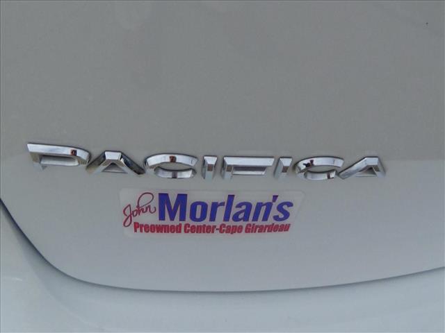 2025 Chrysler Pacifica Select:C6855