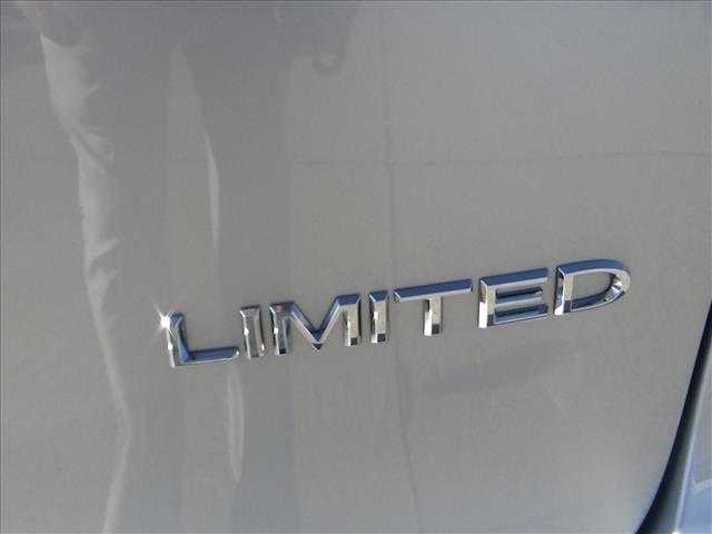 2026 Chrysler Pacifica Limited:C6983