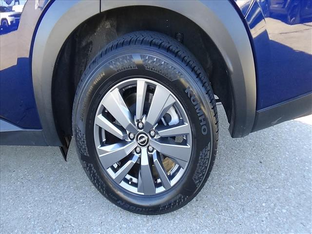 2025 Nissan Pathfinder SV:C7140