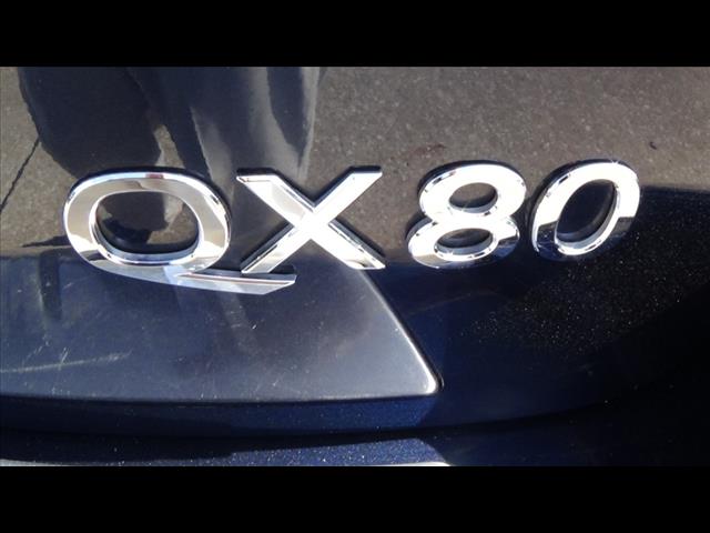 2021 INFINITI QX80 Luxe