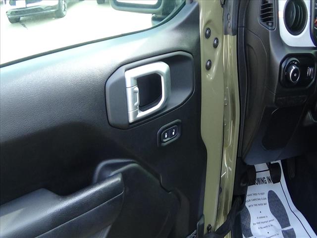 2025 Jeep Wrangler Sport:C6872